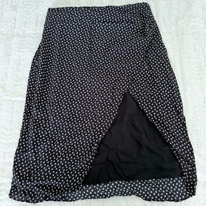 Abercrombie Black Midi Skirt w/ Scrunch Detail